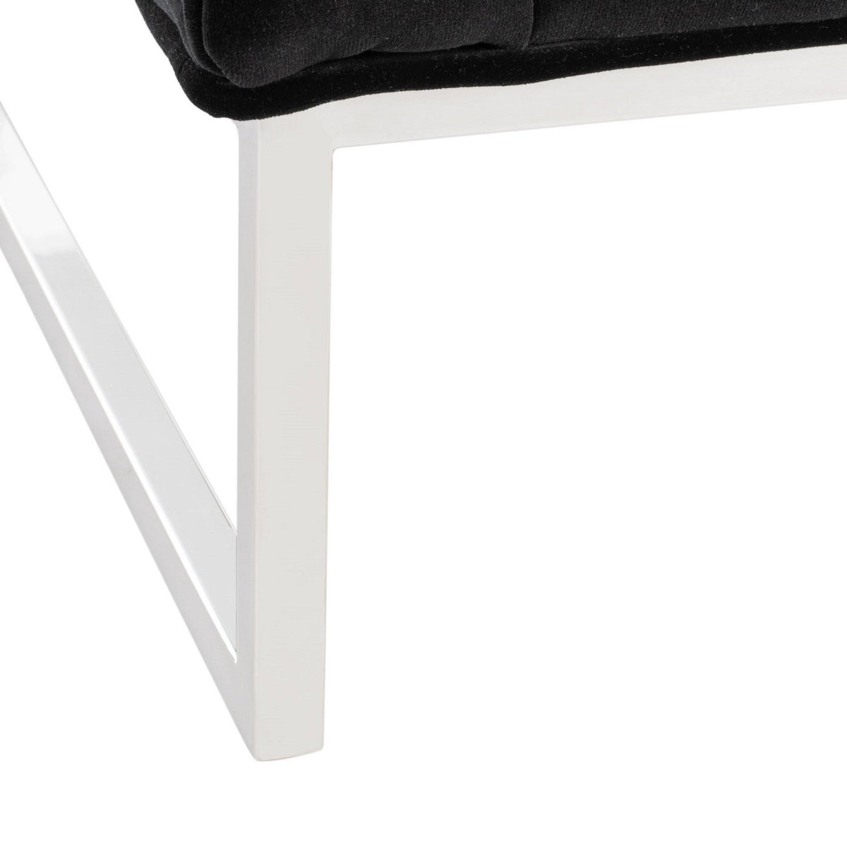 Velvet Club Chair Black V949751