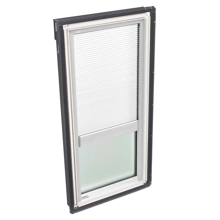 White Pleated Skylight with Blinds Y1449