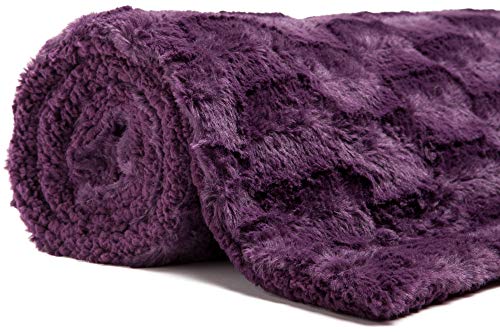 Gray Faux Fur Throw Blanket 50" x 65" D361