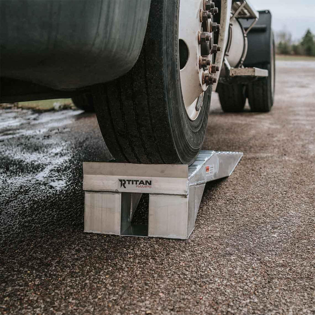 Heavy Duty Aluminum Semi Truck Riser Ramp 20,000 LB Capacity U620