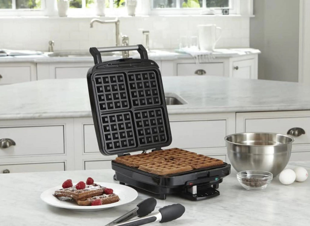 4 Slice Belgian Waffle Maker P220616