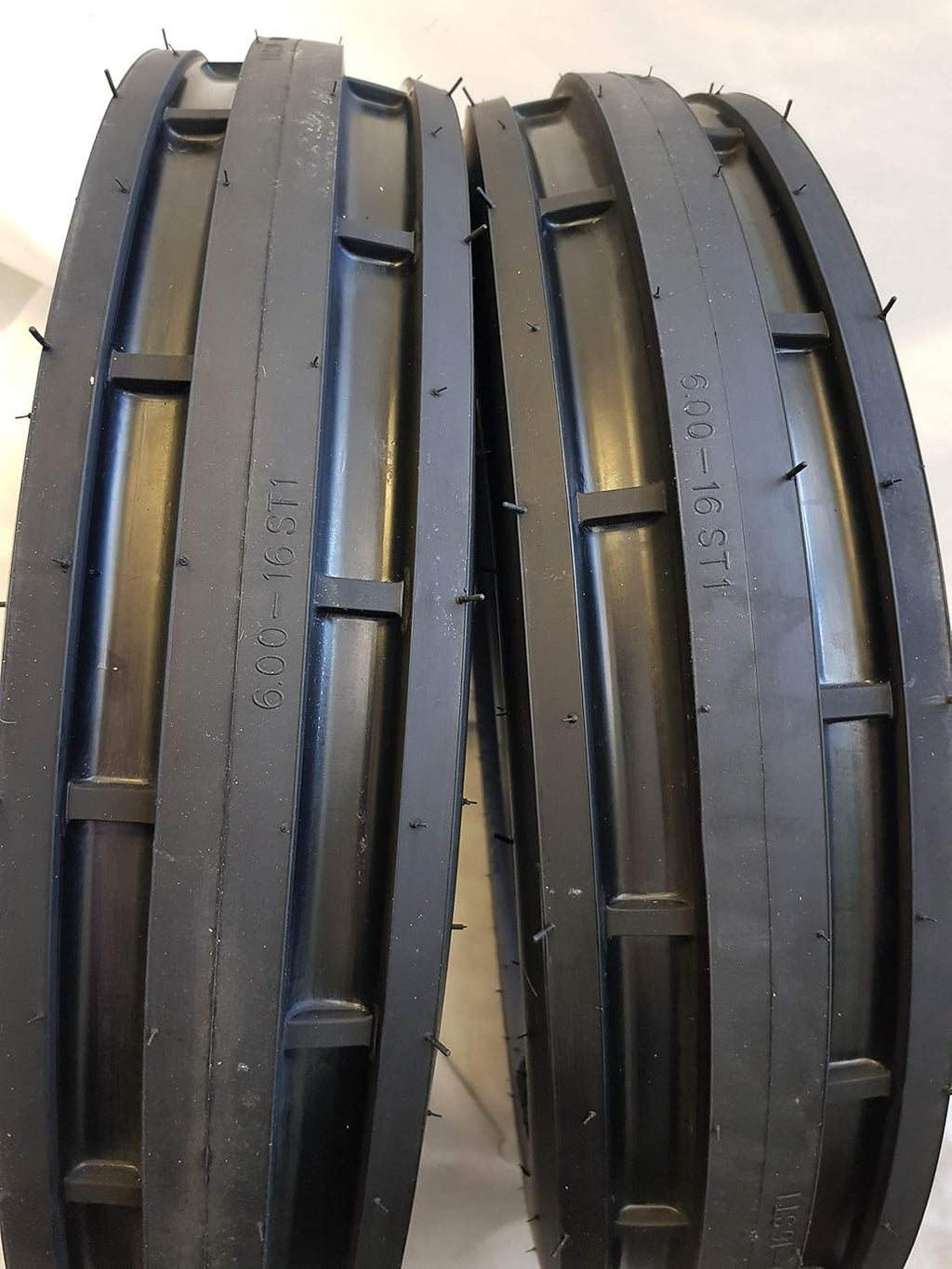 6 Ply 3 Rib Tractor Tires with Tubes V343