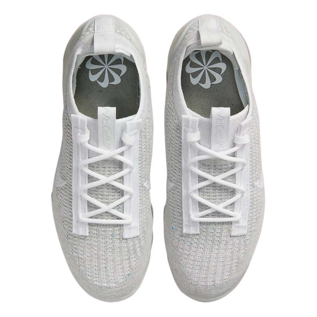 White Sneakers P2740