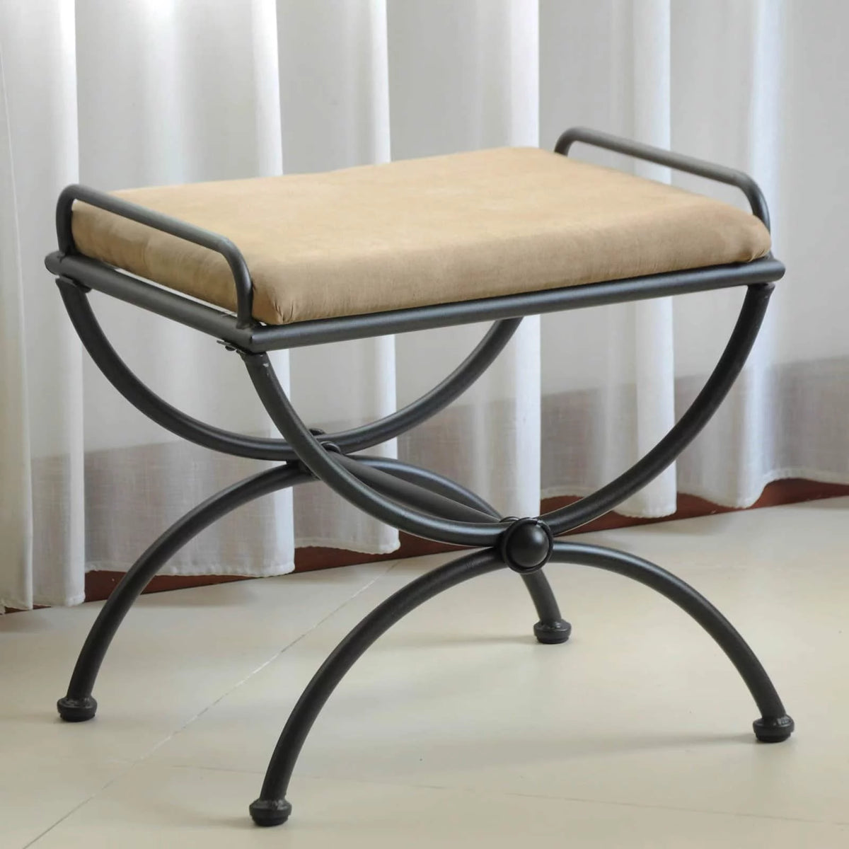 Vanity Bench Q28853