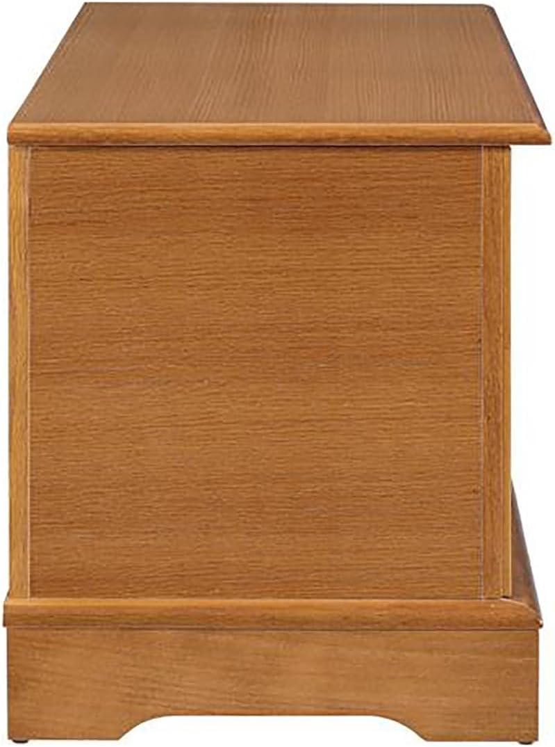 Cedar Chest R68157