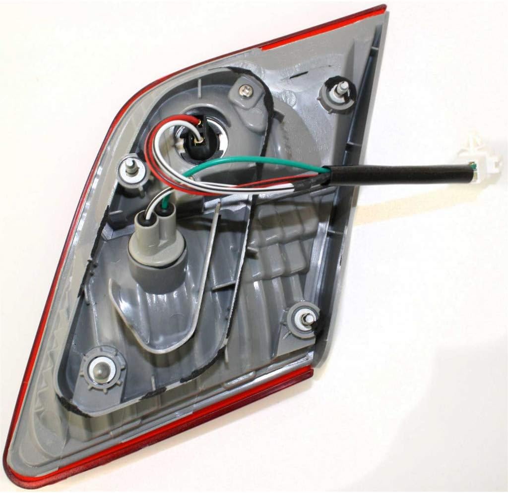 Toyota Camry 2007-2009 Inner Tail Light Assembly Passenger Side Pack of 2 H423776