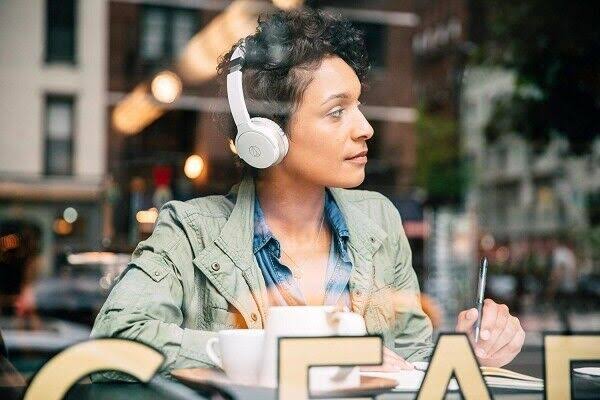Wireless Headphones G930