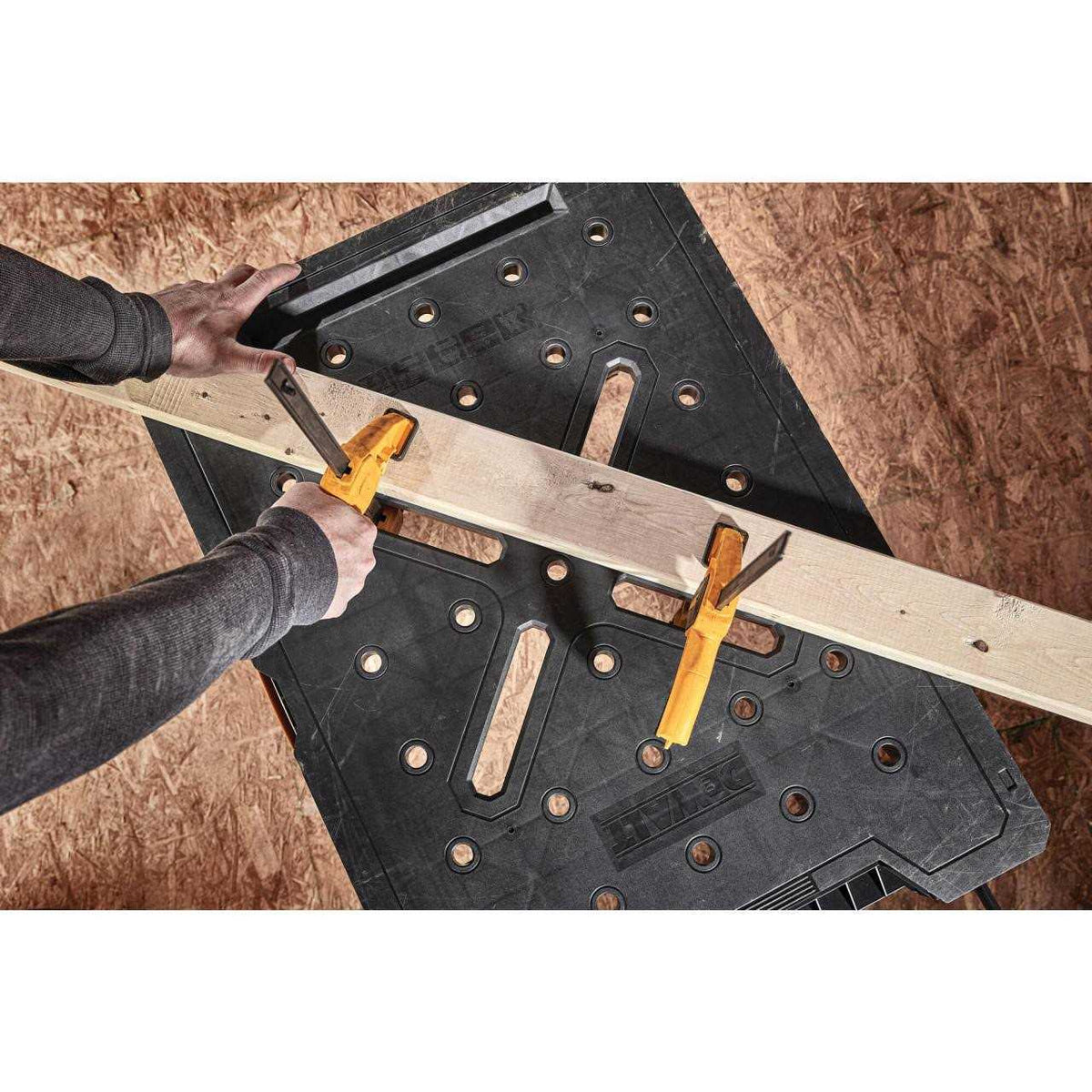 Folding Workbench Q477273