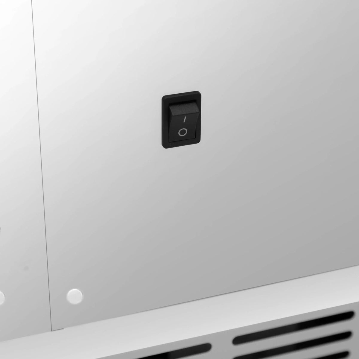 White Free Standing and Undercounter Ice Maker V96235
