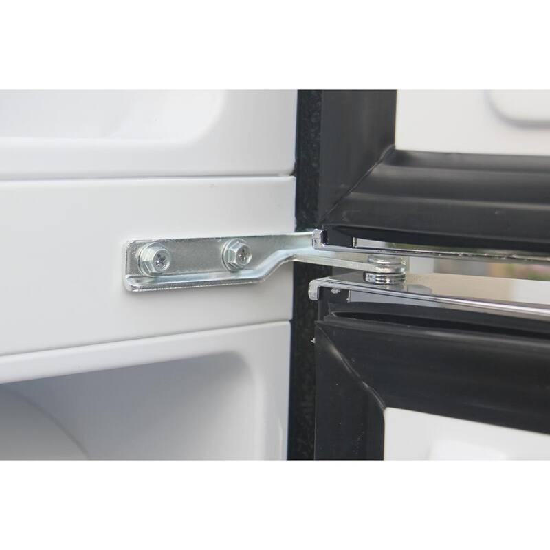 Black 7.5 cu. ft. Mini Fridge with Top Freezer H870