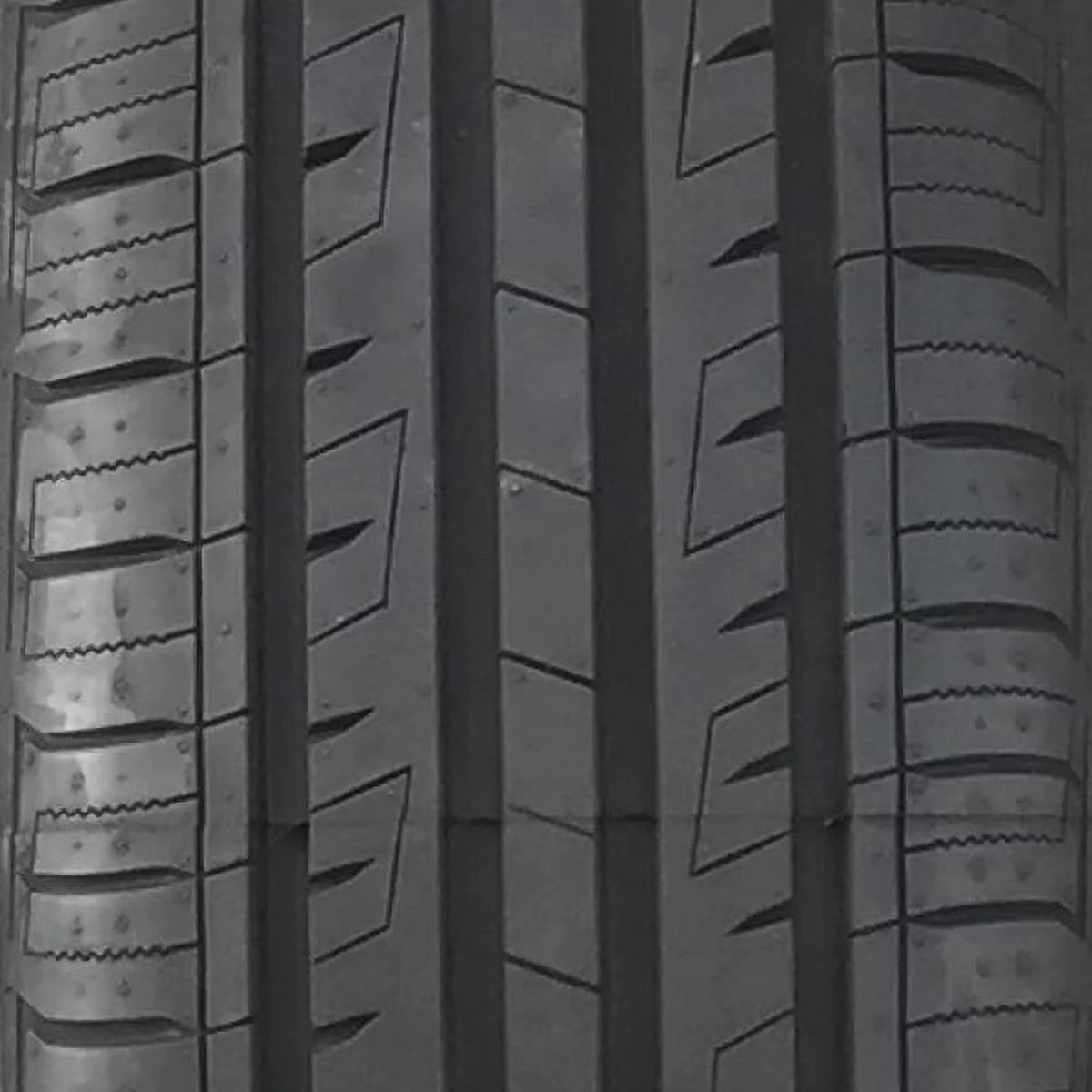 Set of 4 175/65R14 All Season Performance Tires U236895