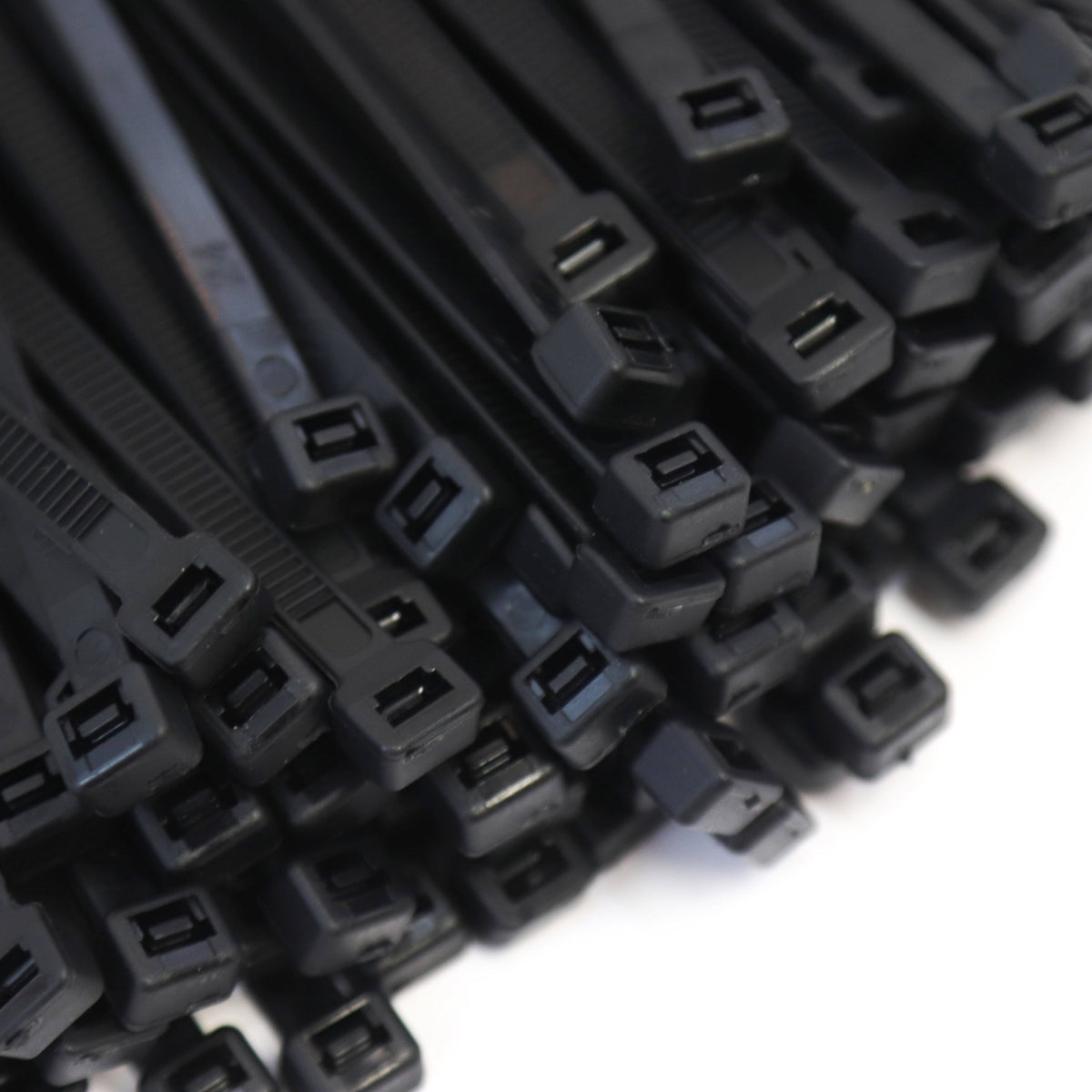 1000-Pack 6 Inches Heavy Duty Black Nylon Zip Cable Tie J94165