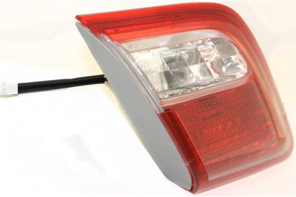 Toyota Camry 2007-2009 Inner Tail Light Assembly Passenger Side Pack of 2 H423776