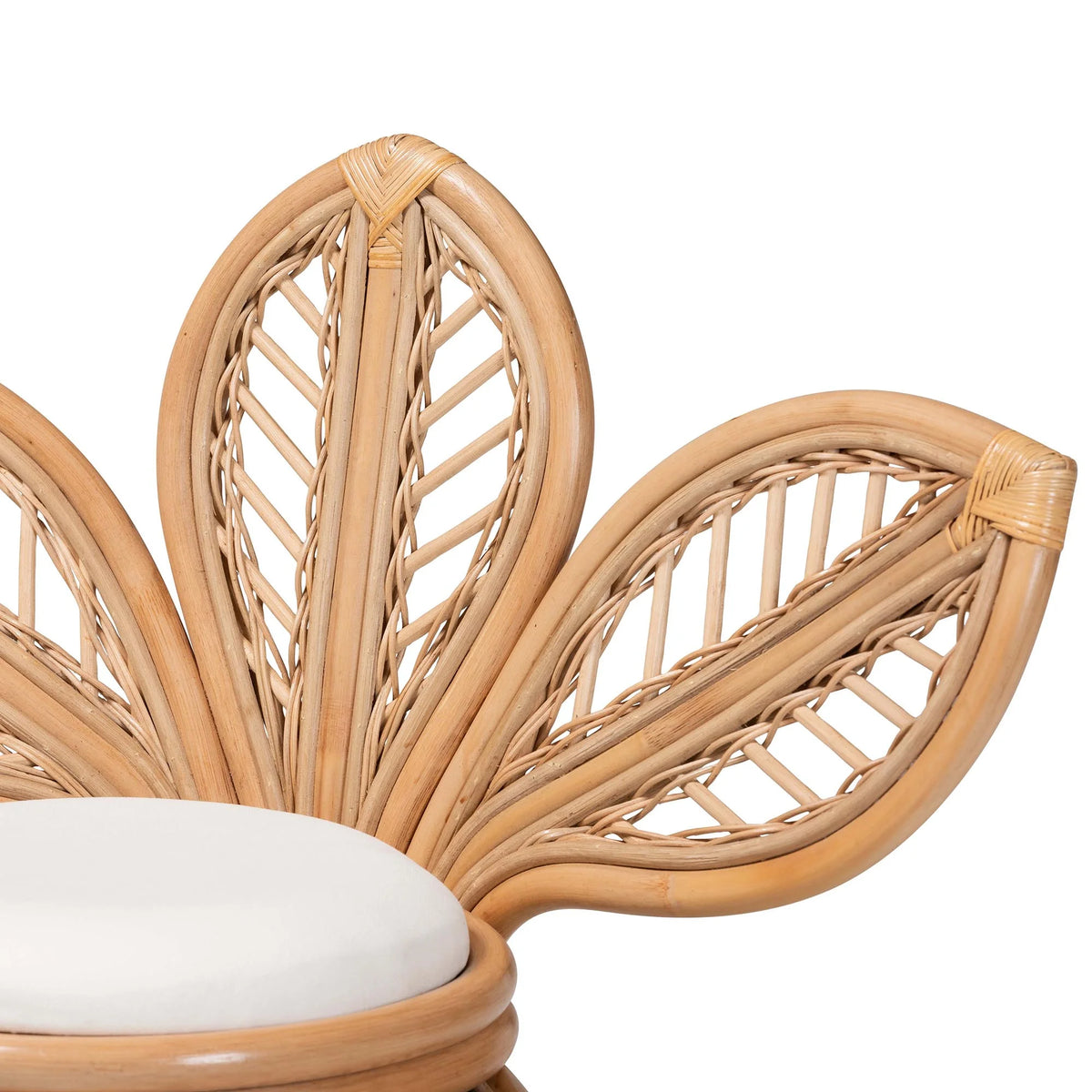 Natural Rattan Leaf Accent Chair N669478