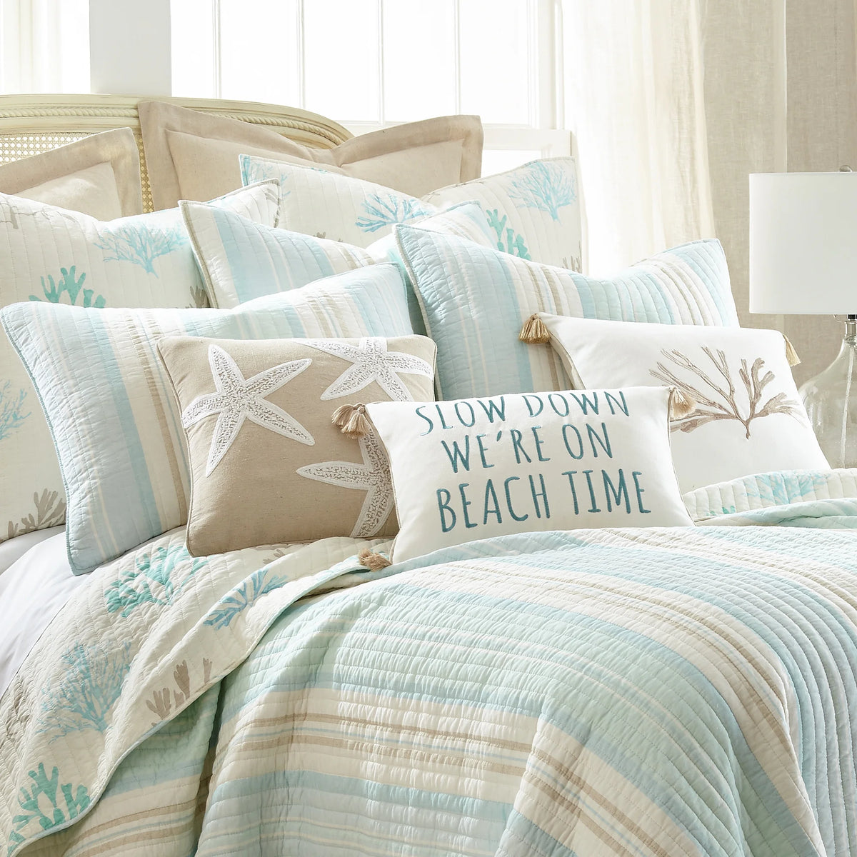 Full/Queen Striped Cotton Quilt Set with Two Shams B642