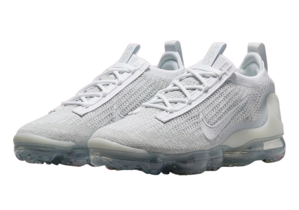 White Sneakers P2740