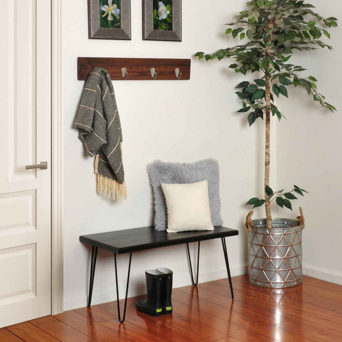 Weathered Gray Wood Bench D62570